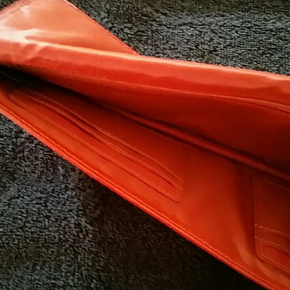 Purses - Picture 3 of 3